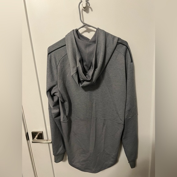 LuluLemon Size L Jacket - Picture 2 of 6